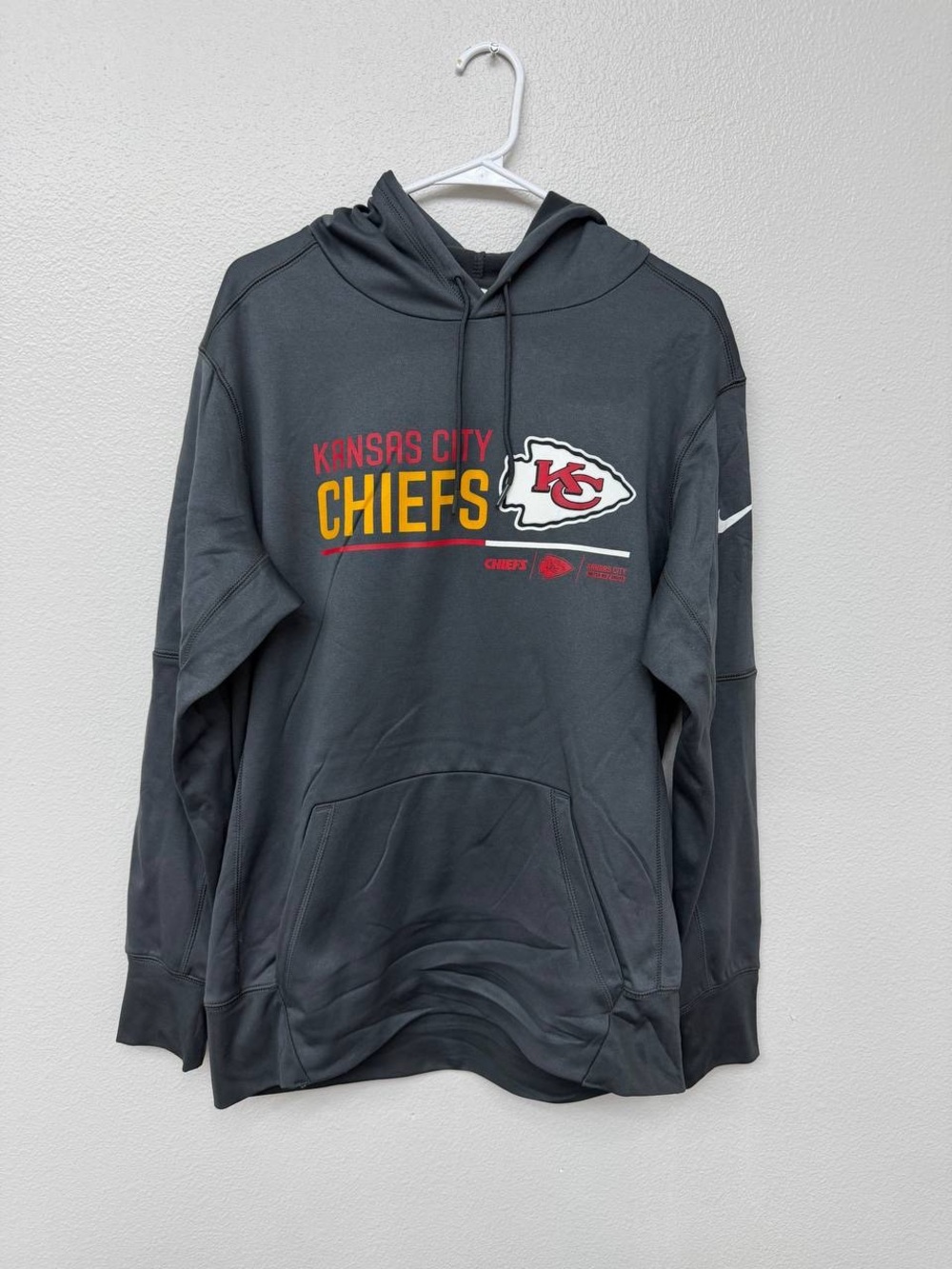 NWT Nike Kansas City Chiefs NFL Gray Pullover Hoodie Sweatshirt Size (L)